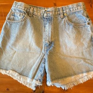 Women’s light blue denim shorts